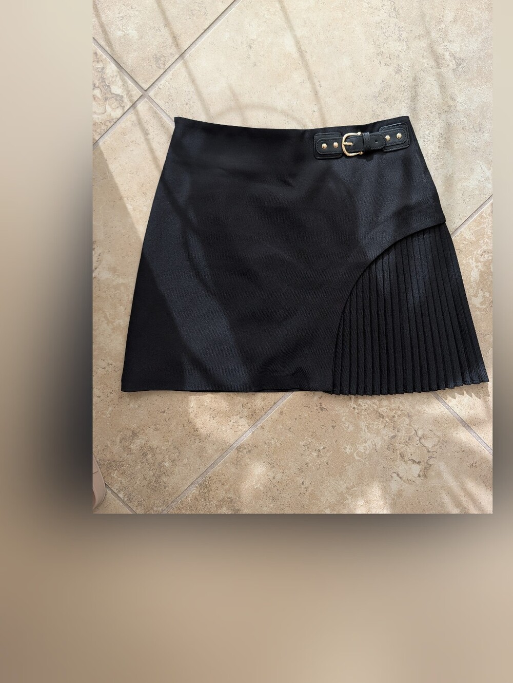 Commense Black pleated Shirt Size Medium